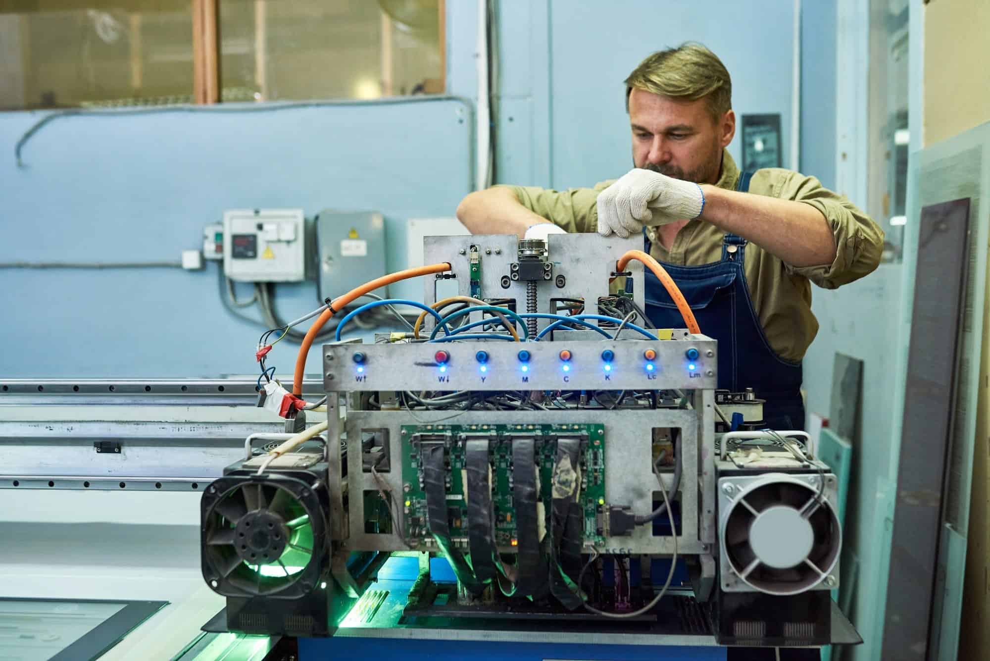 Machine Repari About us | Grajqevci - Your equipment expert across Ontario
